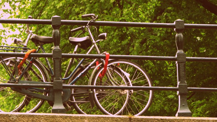 Aan de Amsterdamse grachten