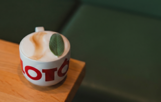 Wat Gen Z drinkt? Signature koffie met plantaardige drink als smaakmaker