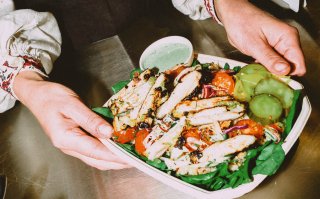 Saladebar Atis knalt door in Londen met 14 zaken en €9 miljoen groeikapitaal