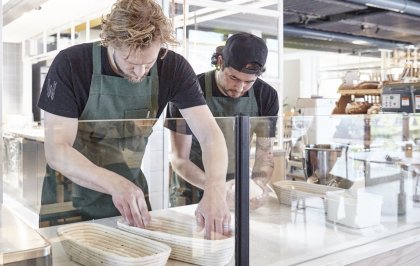 Deze Amsterdamse chefs hebben een eigen bakkerij aan de zaak