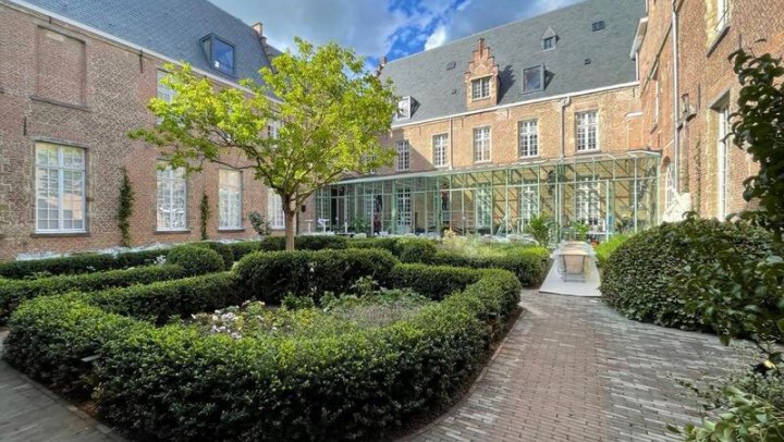 Botanic Sanctuary Antwerp mixt super-de-luxe botanische hospitality met gastronomie op sterrenniveau