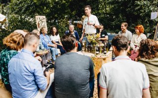 Hoe verwerk je wilde planten in de gastronomie?
