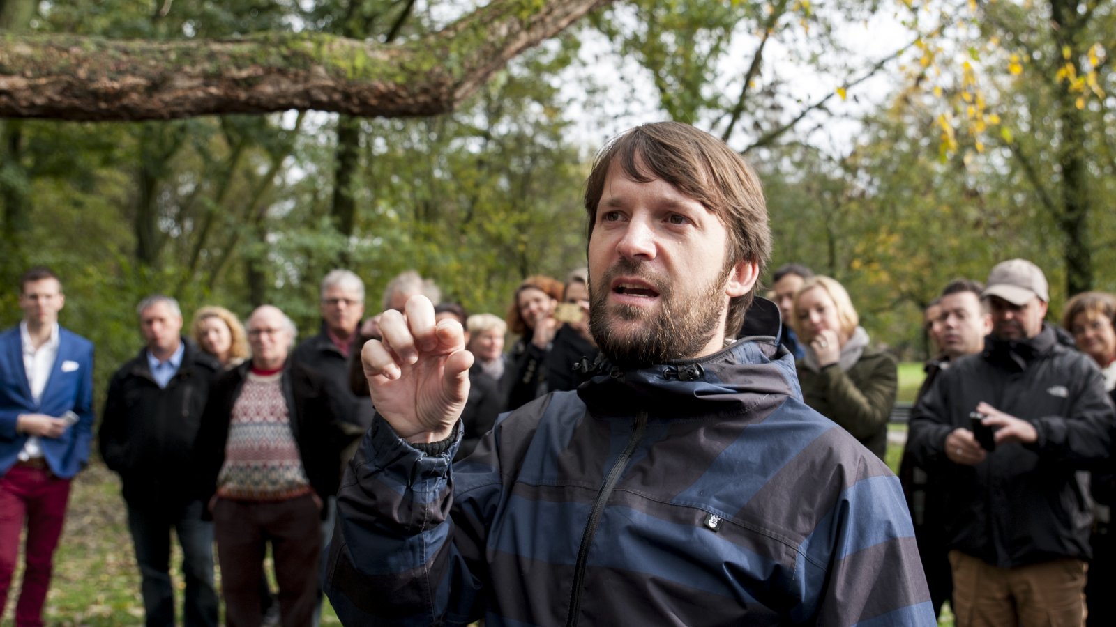 Wildplukken met René Redzepi in het Vondelpark 