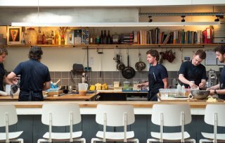 Eten in Amsterdam: van verscholen eetcafés tot De Strip in Noord