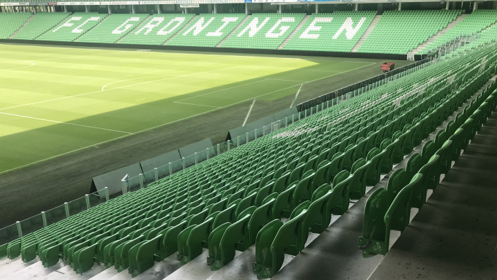 Horecamanager FC Groningen over dichte units en koude snacks