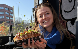 Hamburg: een stad waar de porties groot zijn en het bier rijkelijk vloeit