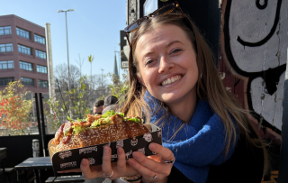 Hamburg: een stad waar de porties groot zijn en het bier rijkelijk vloeit