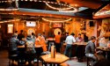 Flight Club in Londen maakt social darts een fun night out voor iedereen