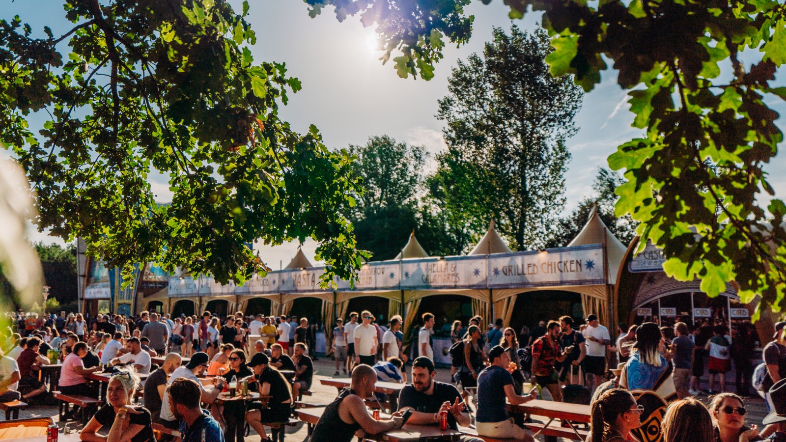 Foodstalls op Tomorrowland