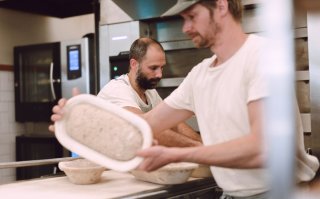 Desembakkerij Fort Negen produceert op één dag zo’n 1.000 kg deeg