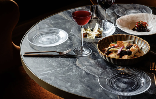 Toegankelijk nieuw restaurant in Hotel TwentySeven als aanvulling op Bougainville*