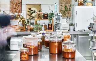 Umami in opmars: steeds meer chefs maken eigen garums en miso’s