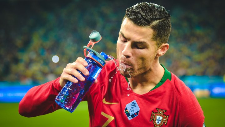 Het Ronaldo Effect, fleurige jurkjes, kleurrijke cocktails