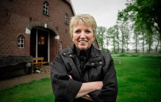 Crowdfunding voor Nel Schellekens na dramatische schade door noodweer
