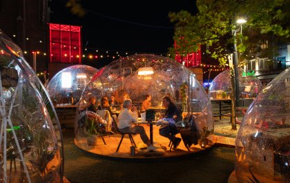 Dineren in een transparante iglo bij Dinner Domes by Thomas in Eindhoven 