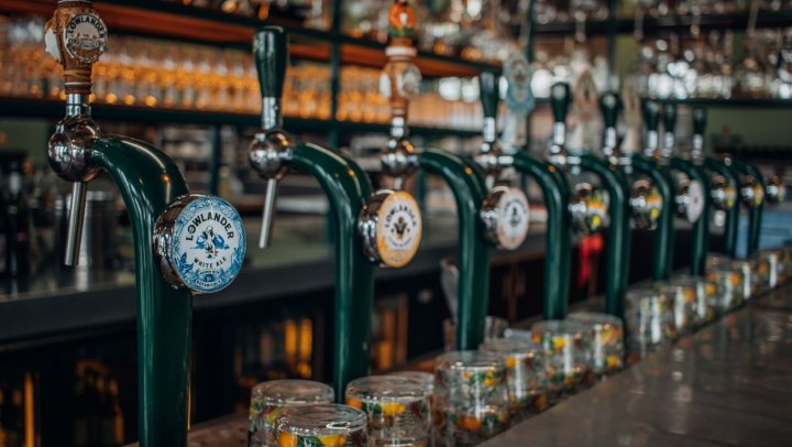 Lowlander Bar & Restaurant in Amsterdam zet in op culinaire bierpairings
