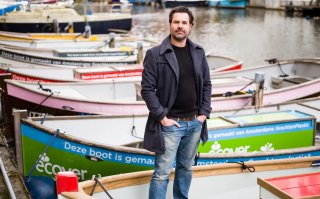Plastic Whale: van plastic afval naar kantoormeubilair