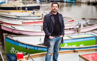 Plastic Whale: van plastic afval naar kantoormeubilair