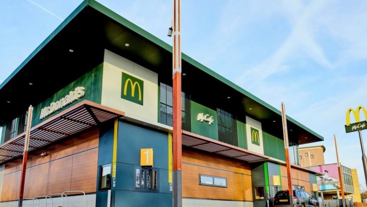 McDonald's Park & Dine beleeft wereldprimeur in Stadskanaal