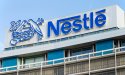 Nestlé verzet in hoog tempo de bakens