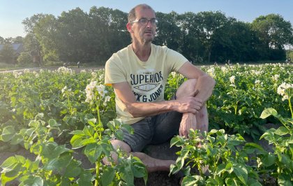 Akkerbouwer Joost van Strien teelt groenten zonder dierlijke mest