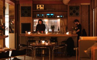 Bar Onda in Den Haag: Westerse versie van de Japanse listening bar 