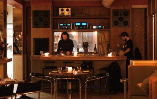 Bar Onda in Den Haag: Westerse versie van de Japanse listening bar 