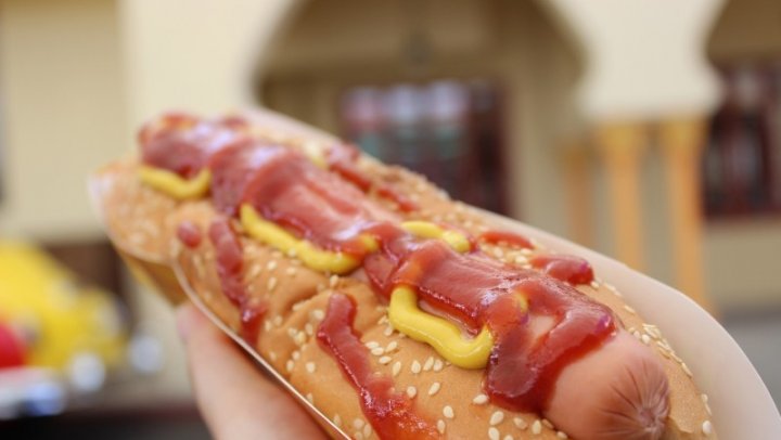 Hotdogs en hondenvlees
