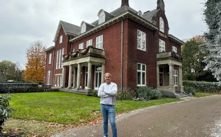 Nieuwste Pavarotti van René Bogaart mag nog niet open: “Verschrikkelijke teleurstelling