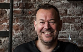 Richard van Oostenbrugge** over nieuw concept: rock-’n-roll handroll bar Kama