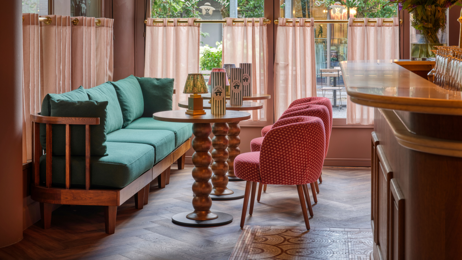SATELLIET | Marie Coco Breda