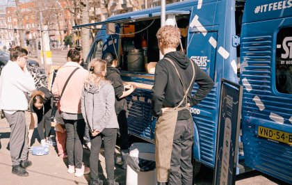 Hotelschoolstudenten koken voor Oekraïense vluchtelingen