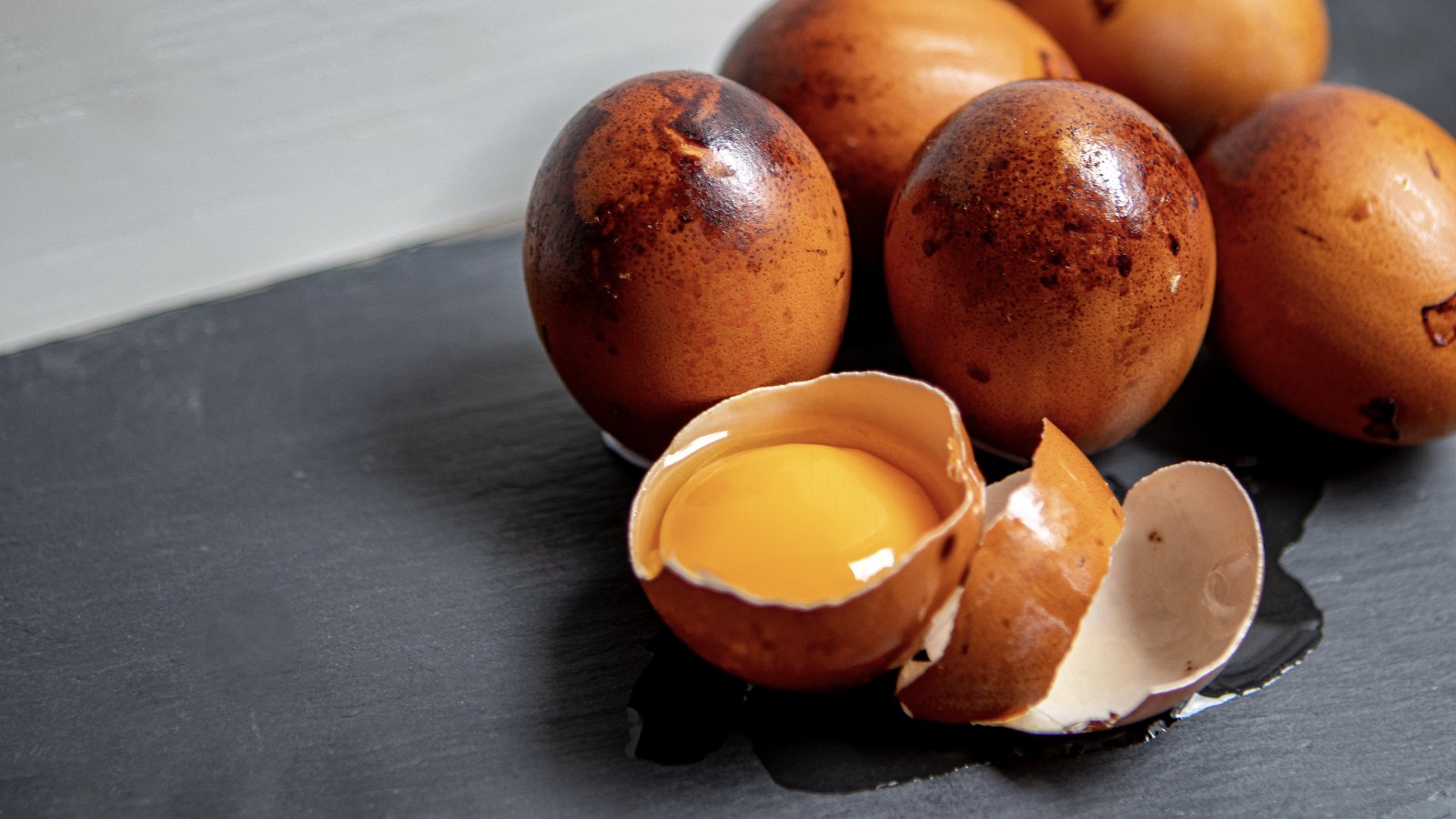 Smoked Eggs