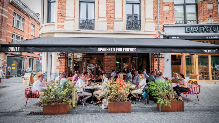 9 succesvolle Belgische fast casual foodketens in één straat