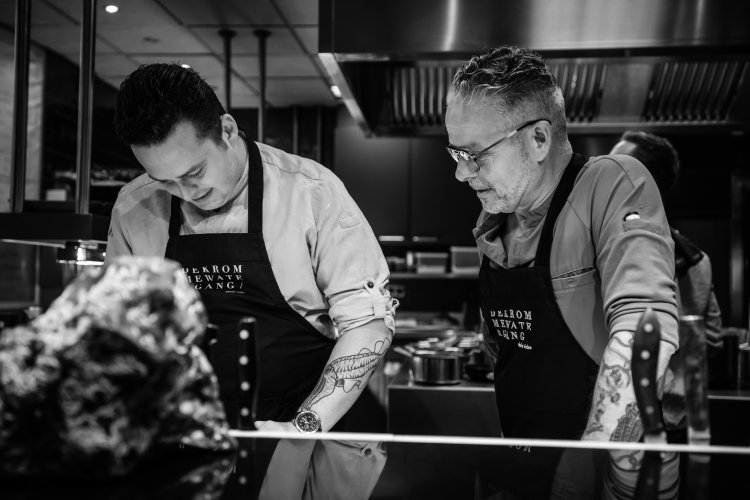 Tweesterrenchef Edwin geeft regie over Kromme Watergang** aan zoon Tom Vinke