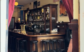 Eetcafé van Beeren krijgt nieuwe eigenaren; betaalbaarheid staat centraal