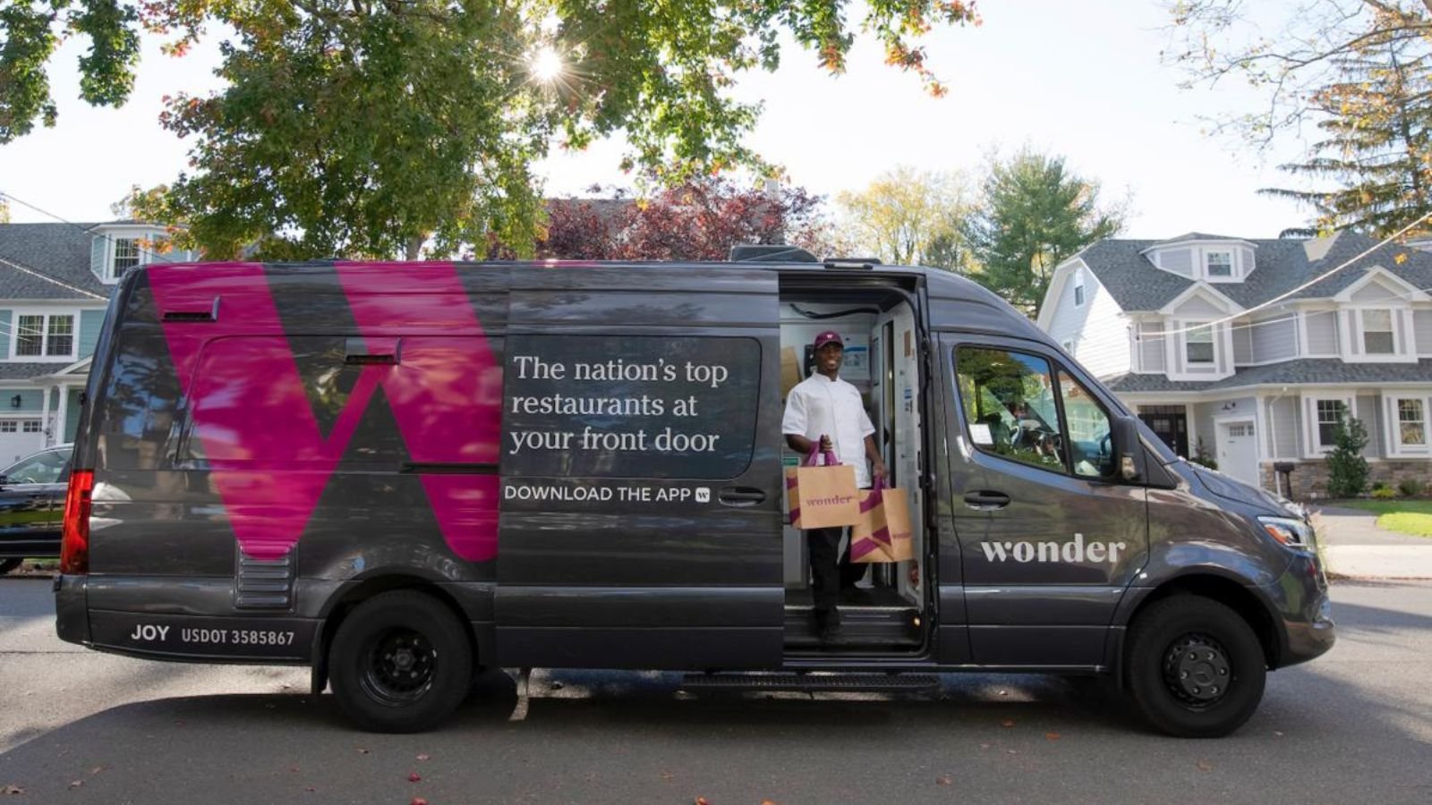 Wonder delivery-van