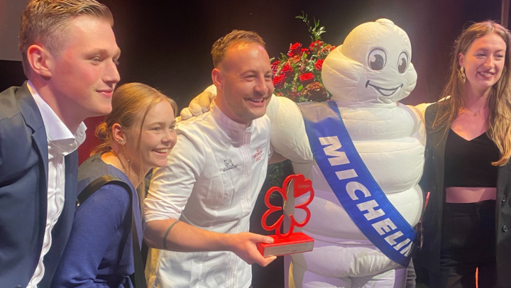 Yornie van Dijk wint Young Chef Award en krijgt een ster