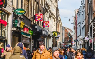 Gaat de lokale politiek bepalen waar wel en waar niet een snackbar mag komen?