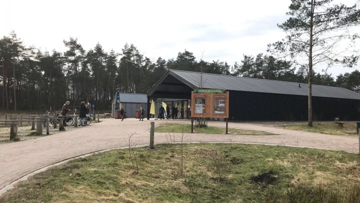 Natuurlijk hoogtepunt op de Ugchelse berg: duurzaam gebouwd bospaviljoen ‘t Leesten