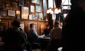 Fotoreportage: De Iconische kroegen van de Jordaan
