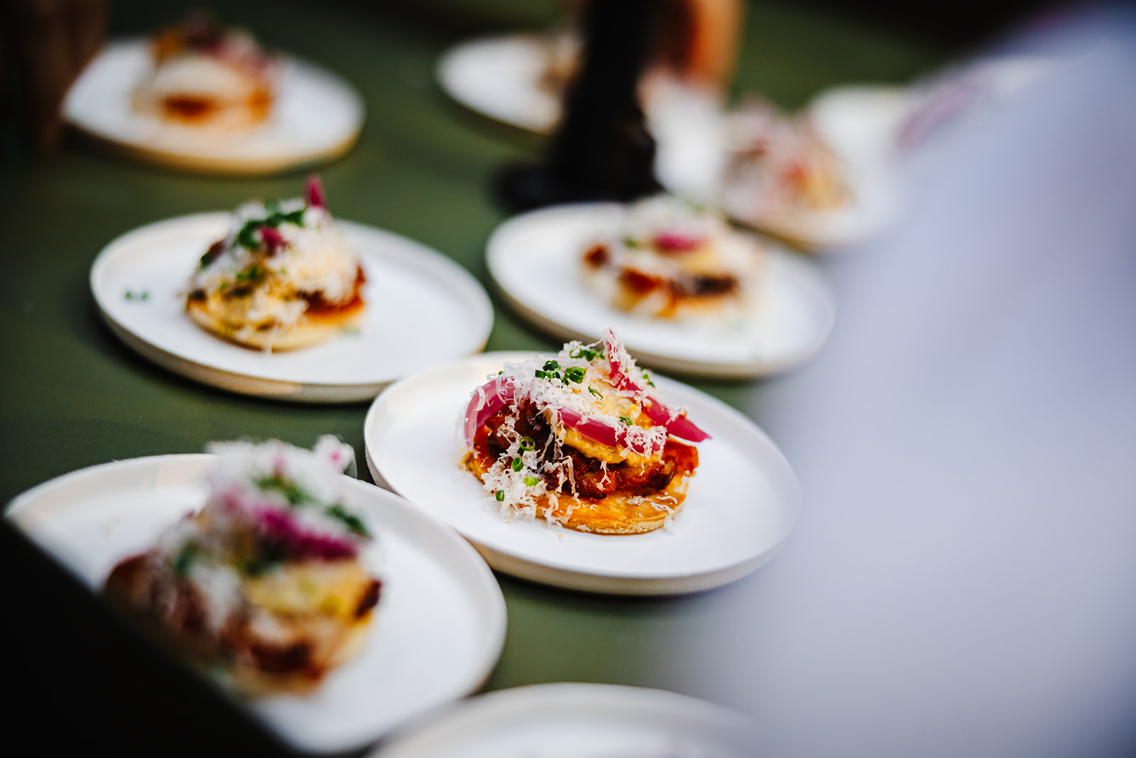 Op het Food stage serveerde Jord zijn nieuwe festivalgerecht kippita 2.0