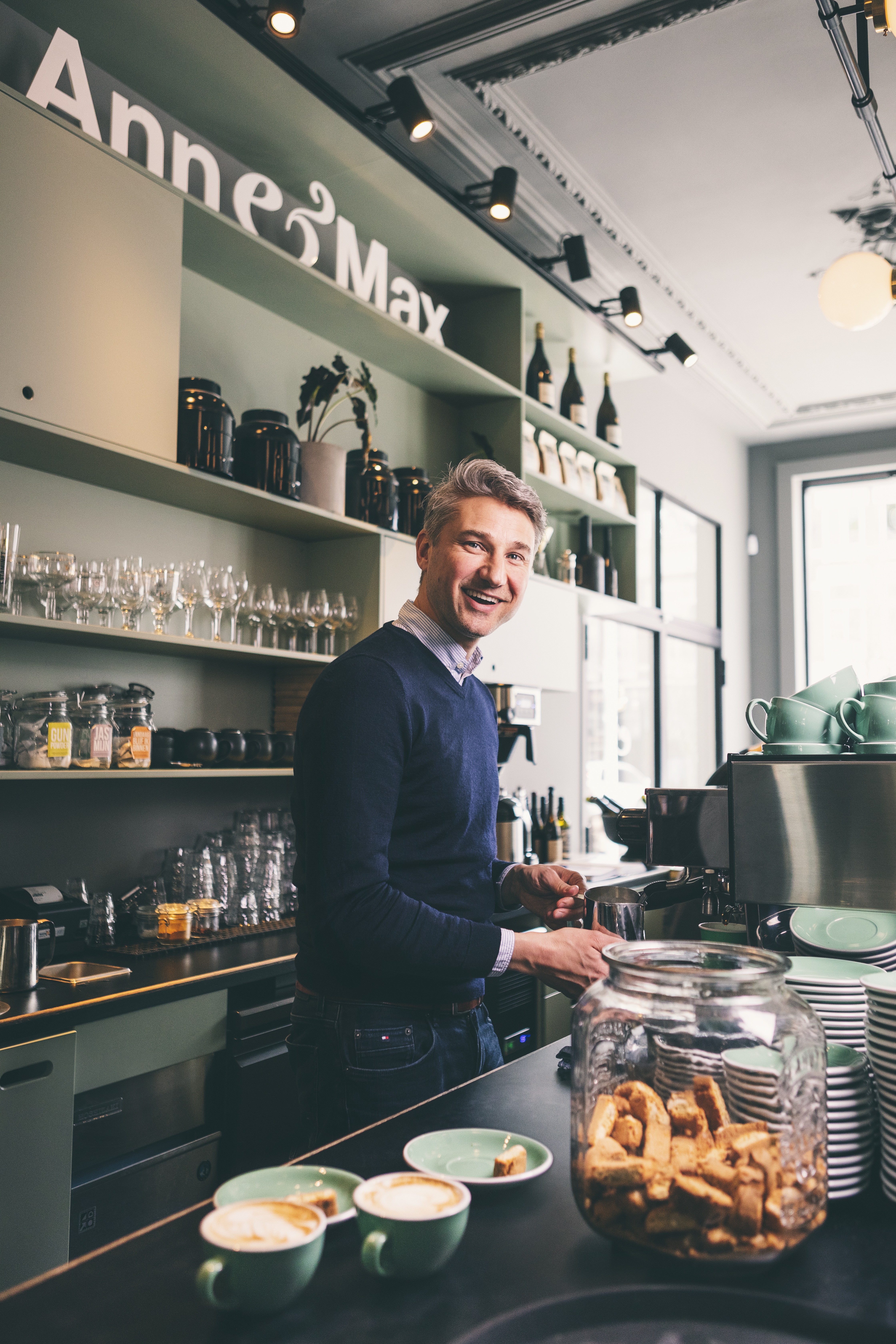 Anne&Max oprichter Wobbe van Zoelen op een van de locaties