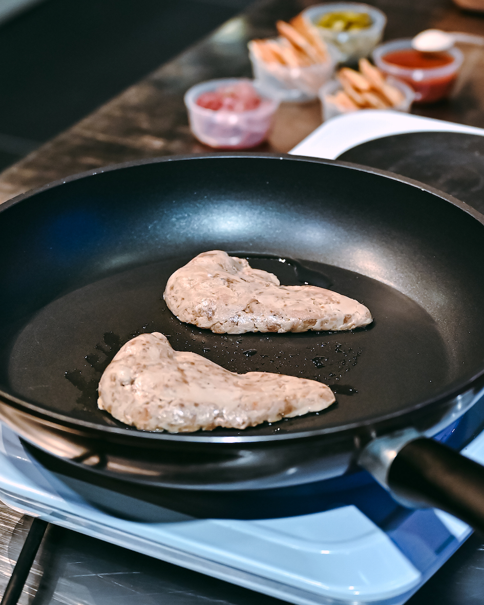 Plant-based chicken breast made from mycelium (Bosque Foods)
