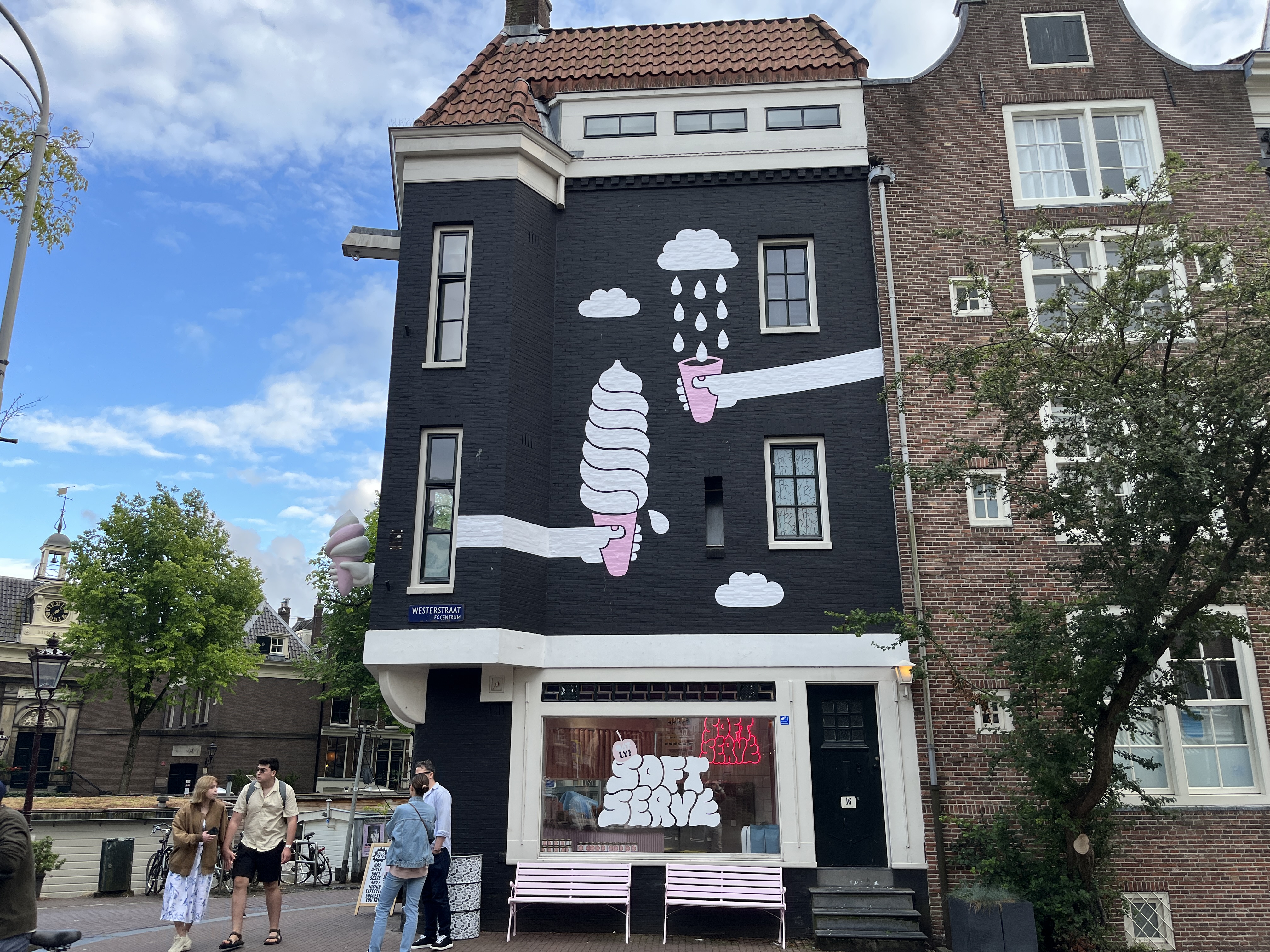 De pop-up van Oatly soft serve, foto door: Polle van Spaendonck & Pien van Dooren